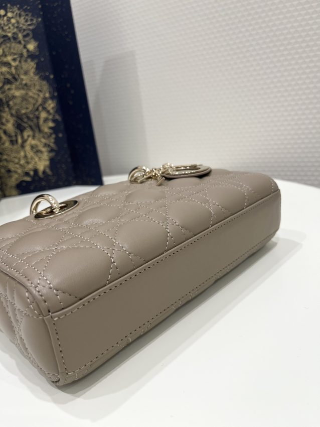 Replica Dior Lady D-Joy Bag Caramel - top-tier luxury replica shoulder bag