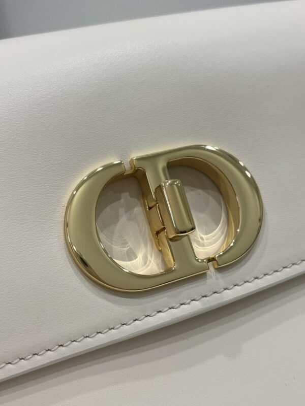 Replica Dior 30 Montaigne Avenue Bag White - high-quality designer bag clone