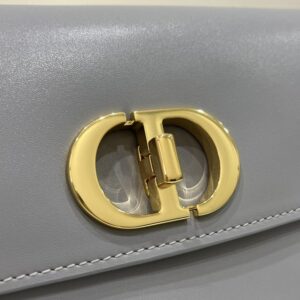 Replica Dior 30 Montaigne Avenue Bag Blue - premium-grade designer purse dupe