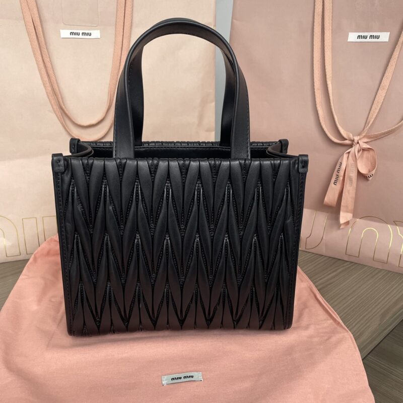Replica Miu Miu Matelassé Tote Black - authentic-look luxury purse replica