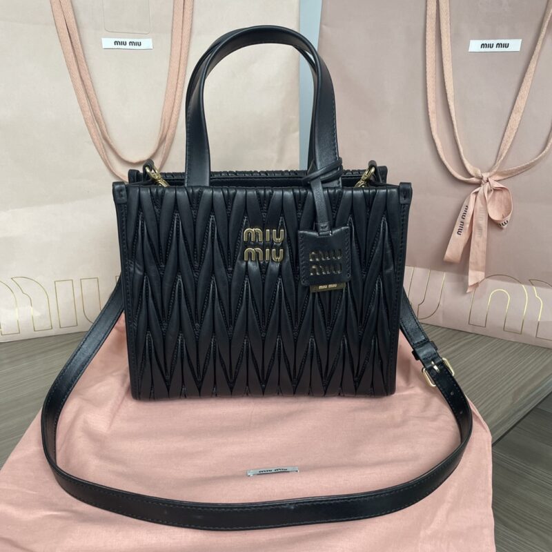 Replica Miu Miu Matelassé Tote Black - top-tier luxury replica shoulder bag