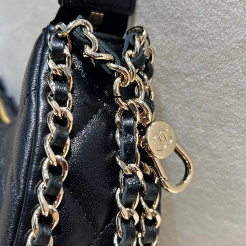 Replica CHANEL 23P Chain Around Crescent Hobo - best-selling designer handbag dupe