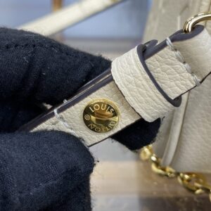 Replica Louis Vuitton Wallet on Chain Ivy Full White - high-end fake designer purse