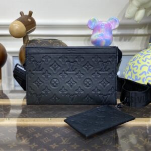Replica Louis Vuitton Gaston Wearable Wallet Black - best-selling designer handbag dupe