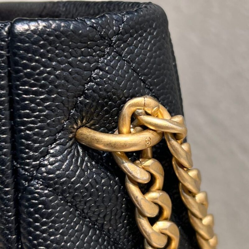 Replica CHANEL 23c Hobo Love - high-quality designer bag clone