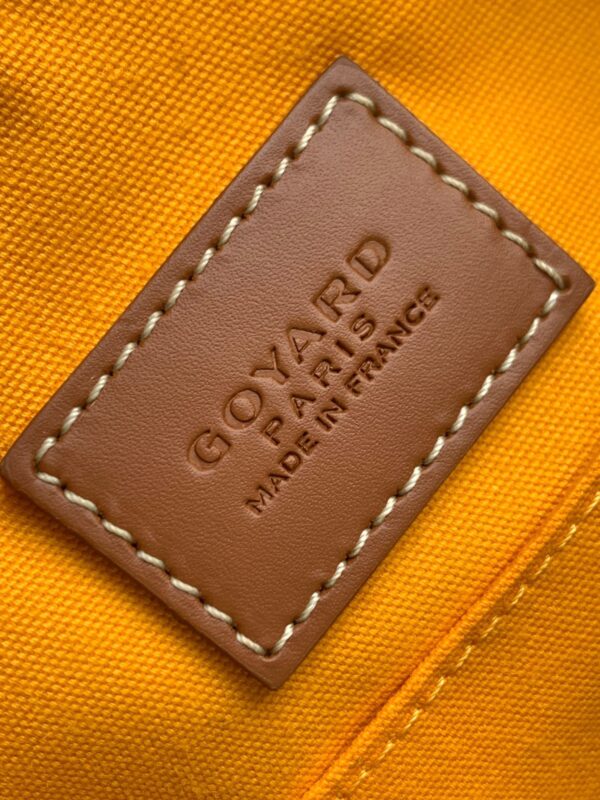 Replica Goyard Toiletry Bag Brown - realistic designer-inspired fake bag