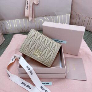 Replica Miu Miu Pocket Wallet Beige - ultra-realistic fake designer tote