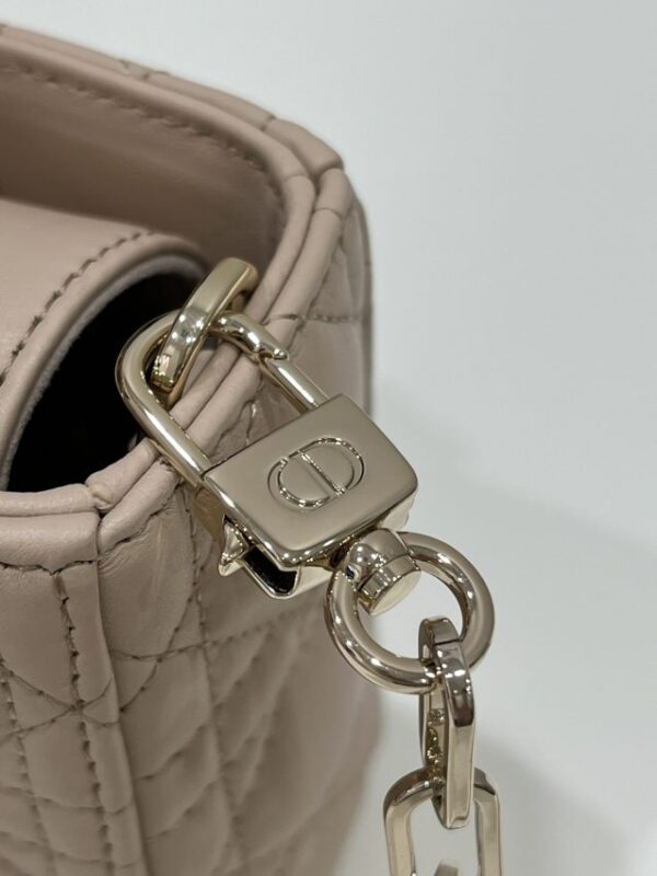Replica Dior Lady D-Joy Bag Light Caramel - ultra-realistic fake designer tote