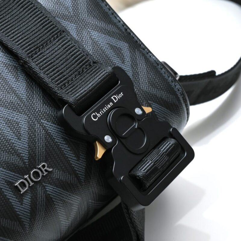 Replica Dior Lingot 22 Diamond Black - realistic designer-inspired fake bag