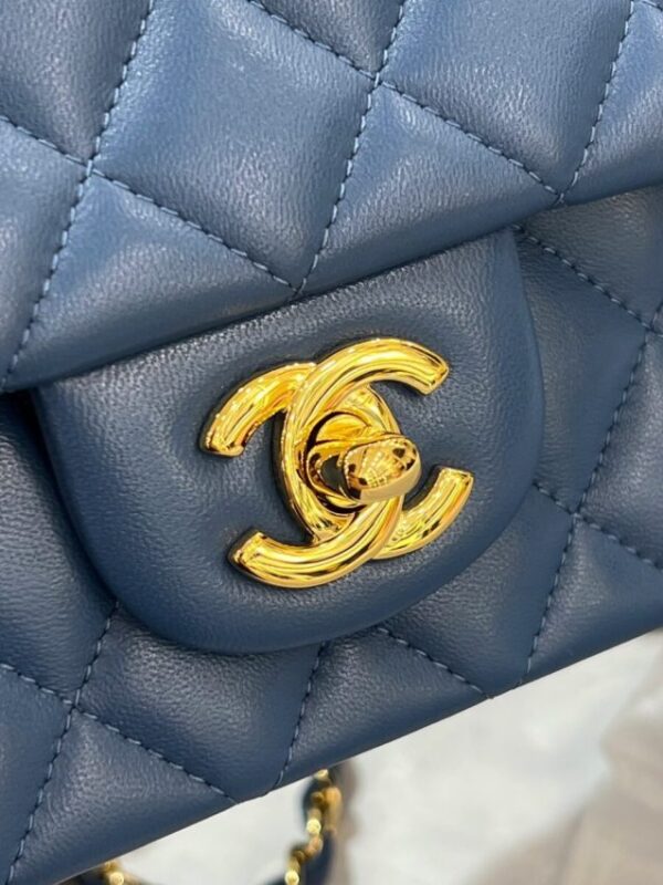 Replica CHANEL Classic Flap 20cm Blue - high-end fake designer purse
