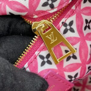Replica LV OnTheGo PM Pink&White - high-quality designer bag clone