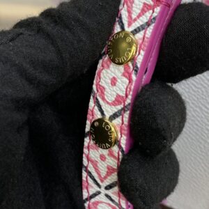 Replica Louis Vuitton NeoNoe BB White Pink - high-quality designer bag clone