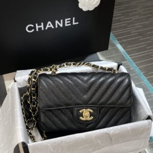 Replica CHANEL Classic Flap V 20cm - high-quality designer bag clone