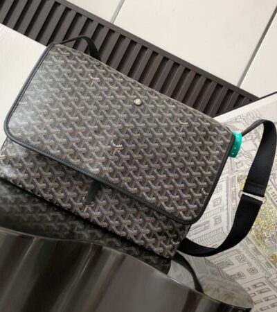 Replica Goyard Capetien Bag Black - realistic designer-inspired fake bag