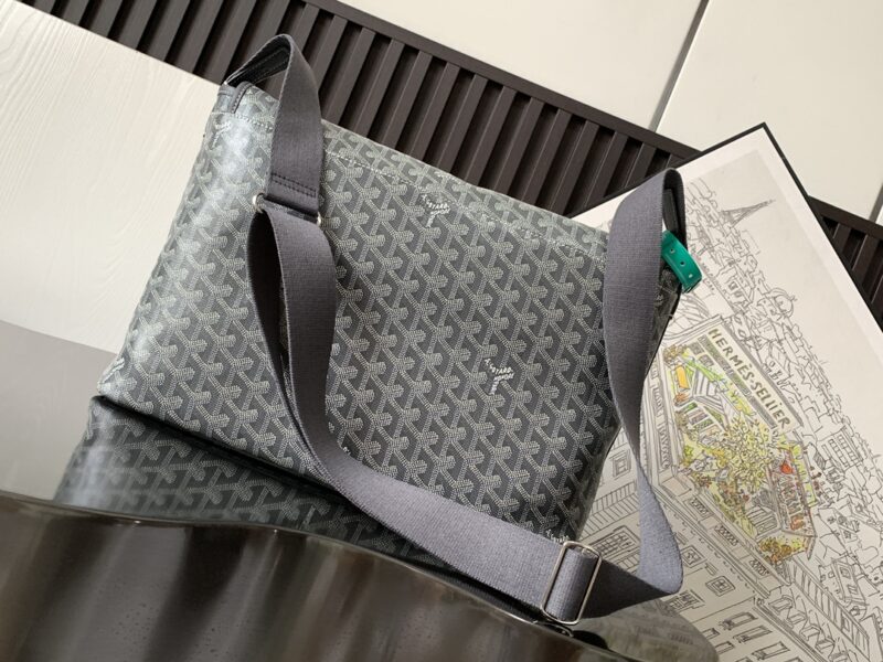 Replica Goyard Capetien Bag Grey - top-tier luxury replica shoulder bag