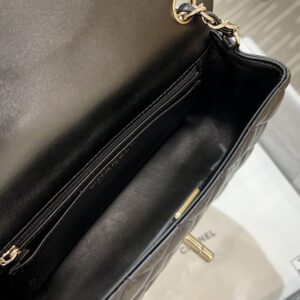 Replica CHANEL Classic Flap 20cm Black - premium 1:1 fake handbag model