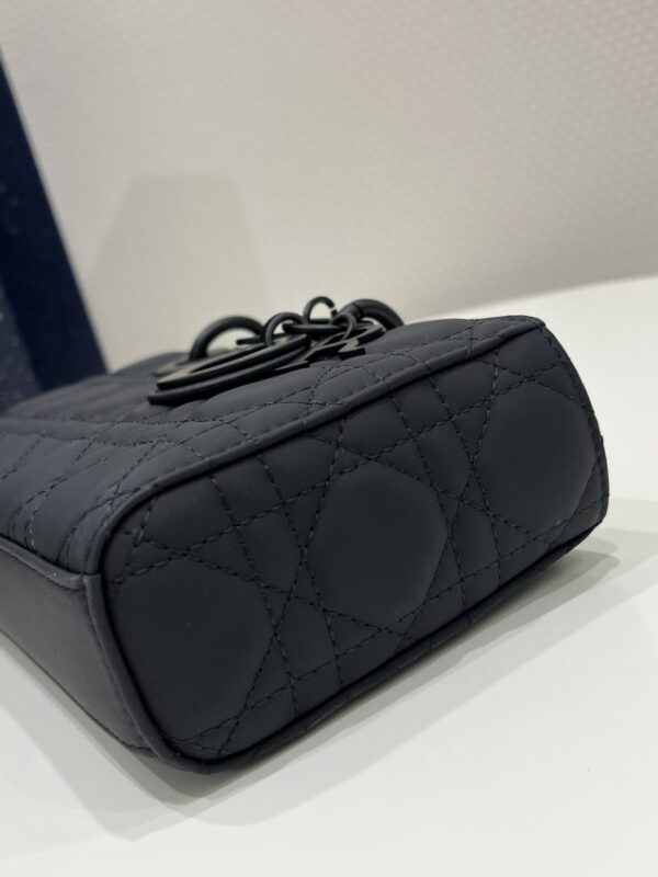Replica Dior Lady D-Joy Bag Black Matte - best-selling designer handbag dupe