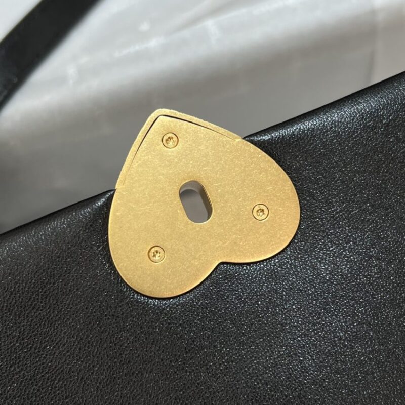 Replica CHANEL 23s Love Enamel Flip Black - ultra-realistic fake designer tote