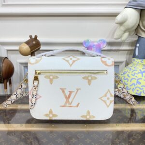 Replica Louis Vuitton Pochette Metis Apricot - high-quality designer bag clone