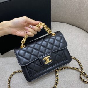 Replica CHANEL 23S Messenger Bag - top-tier luxury replica shoulder bag