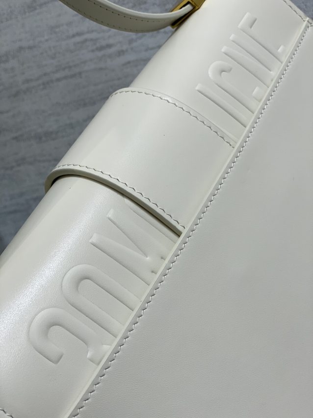 Replica Dior 30 Montaigne White - high-end fake designer purse