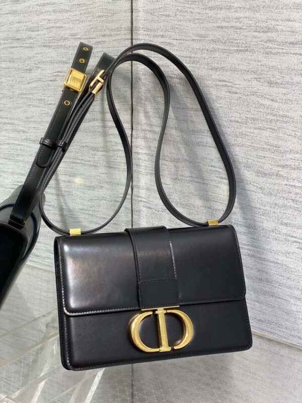 Replica Dior 30 Montaigne Back - authentic-look luxury purse replica