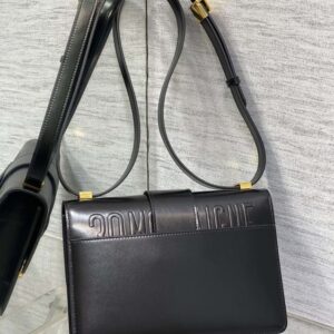 Replica Dior 30 Montaigne Back - premium-grade designer purse dupe