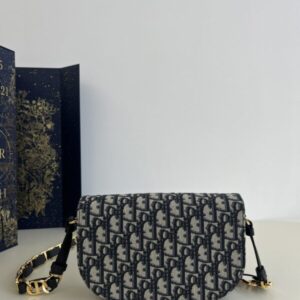 Replica Dior Signature CD - elite superclone designer purse