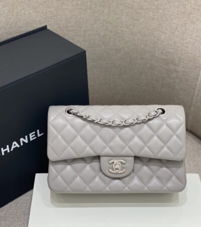 Replica CHANEL Classic Flap 23cm Dove Grey - ultra-realistic fake designer tote