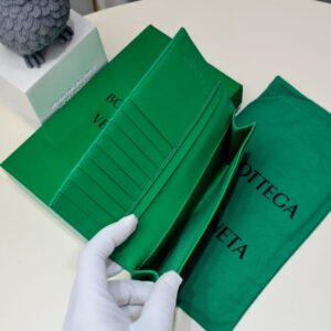 Replica Bottega Veneta Intrecciato Long Wallet - best quality luxury bag dupe