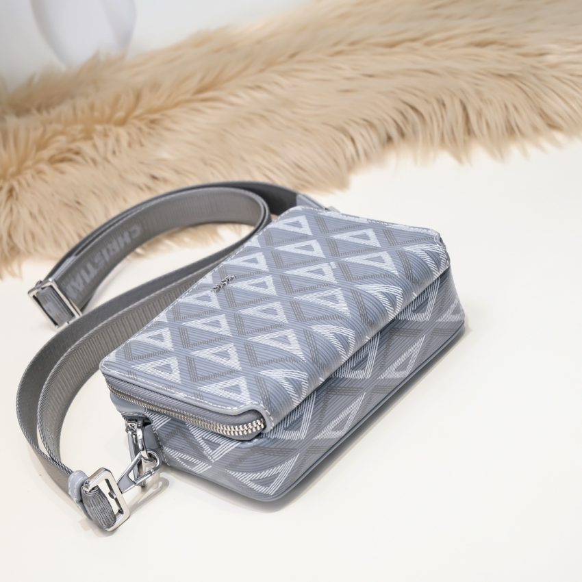 Replica Dior Zipped Pouch Diamond Blue - premium-grade designer purse dupe