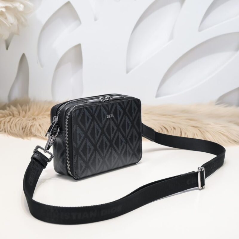 Replica Dior Zipped Pouch Diamond Black - best-selling designer handbag dupe