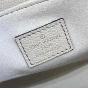 Replica Louis Vuitton Oxford Beige - realistic designer-inspired fake bag