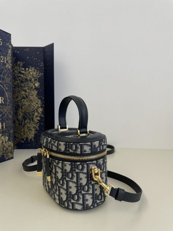 Replica Dior Signature Vanity - top-tier luxury replica shoulder bag