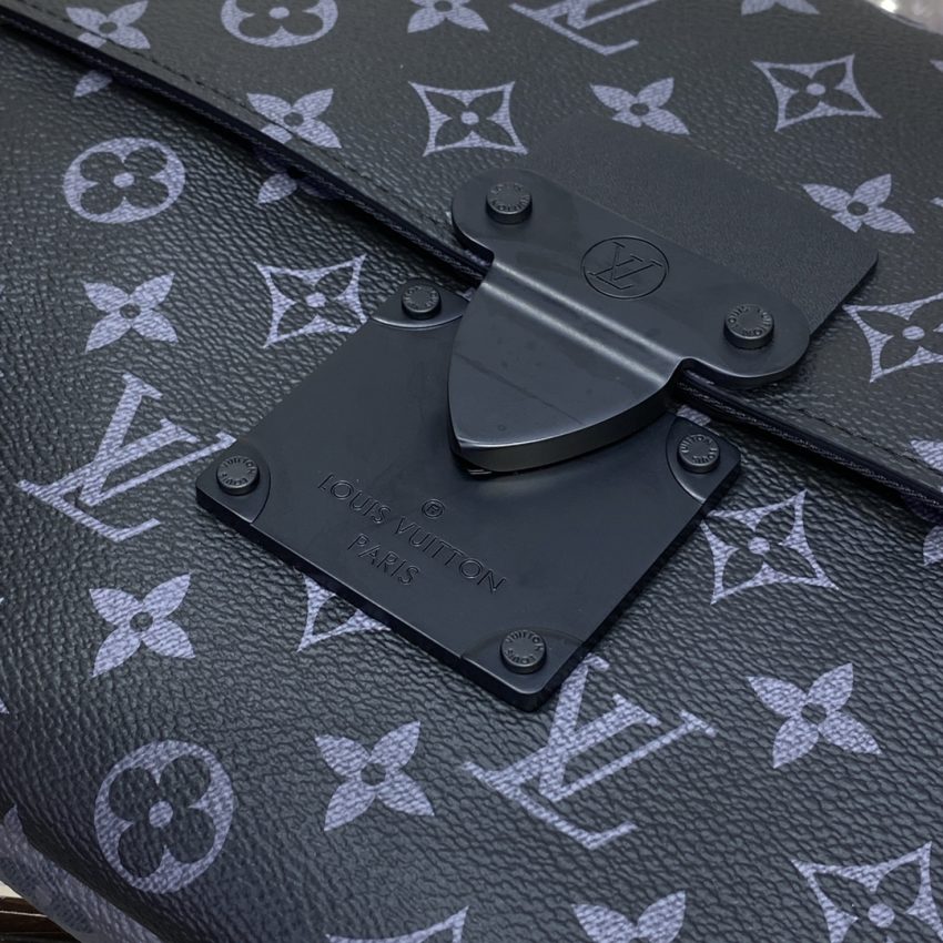 Replica Louis Vuitton Pochette S-Lock - realistic designer-inspired fake bag