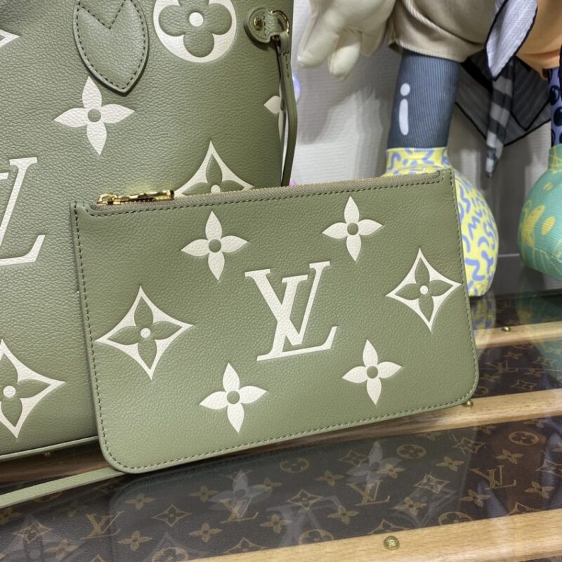 Replica Louis Vuitton Neverfull MM Green - near-authentic luxury replica handbag