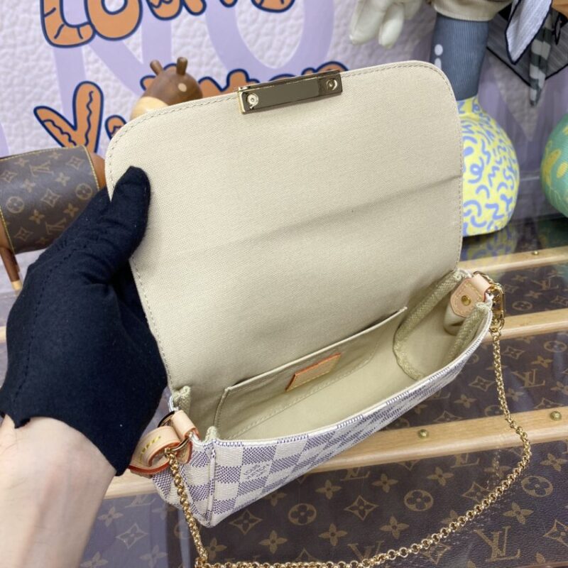 Replica Louis Vuitton Favorite White Grid - high-accuracy replica luxury purse