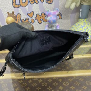 Replica Louis Vuitton Takeoff Pouch - high-quality designer bag clone