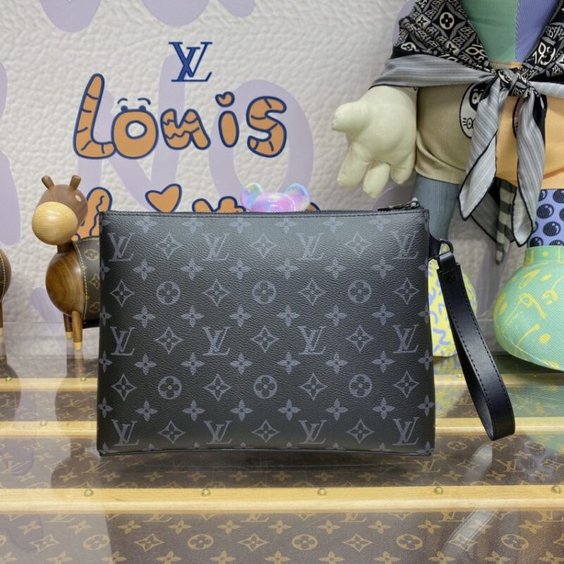 Replica Louis Vuitton Takeoff Pouch - realistic designer-inspired fake bag