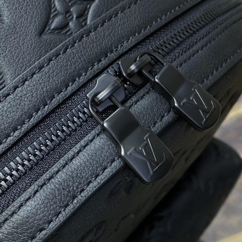 Replica Louis Vuitton Discovery Backpack Full Black - premium-grade designer purse dupe