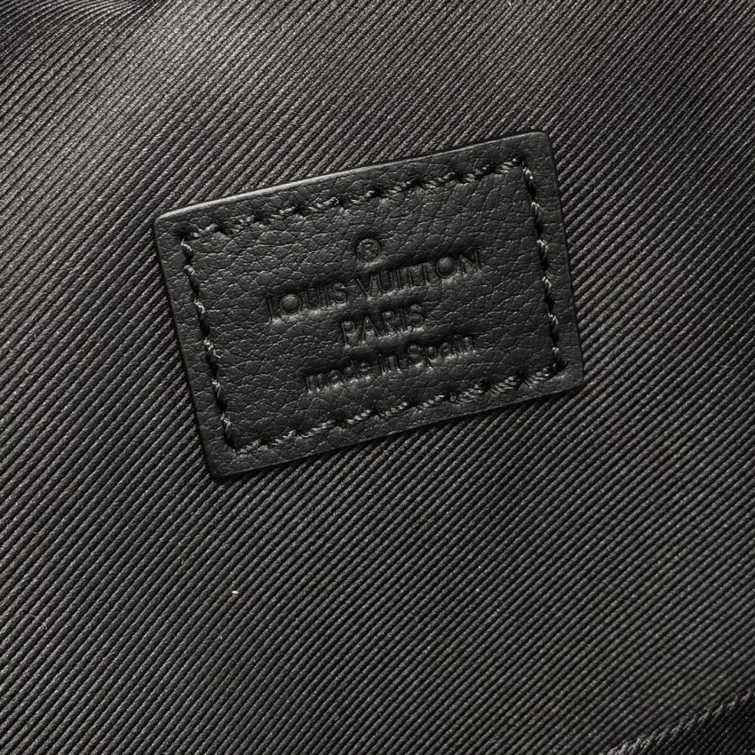 Replica Louis Vuitton Discovery Backpack Full Black - ultra-realistic fake designer tote