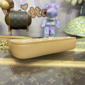 Replica Louis Vuitton Easy Pouch Apricot - near-authentic luxury replica handbag