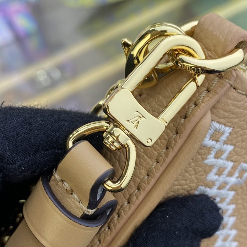 Replica Louis Vuitton Easy Pouch Apricot - elite superclone designer purse