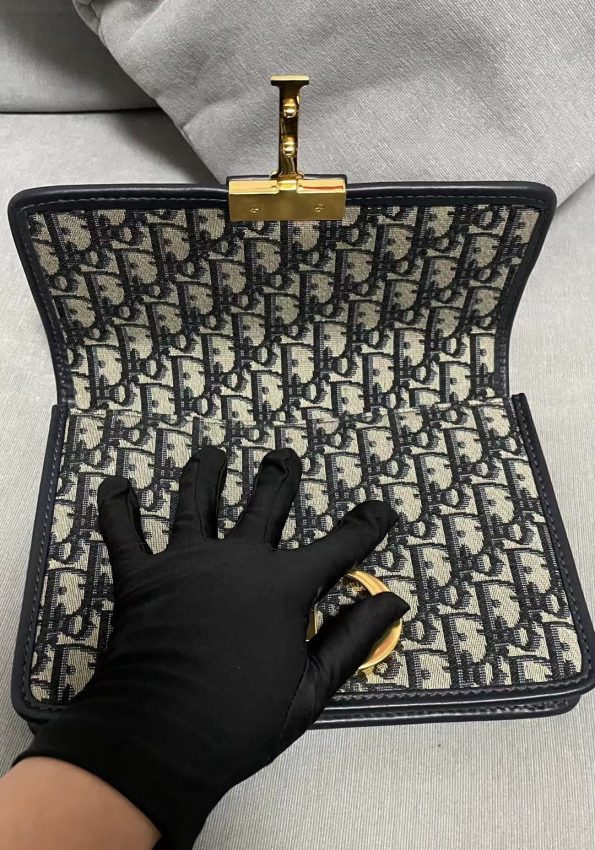 Replica Dior 30 Montaigne Oblique Jacquard - best quality luxury bag dupe