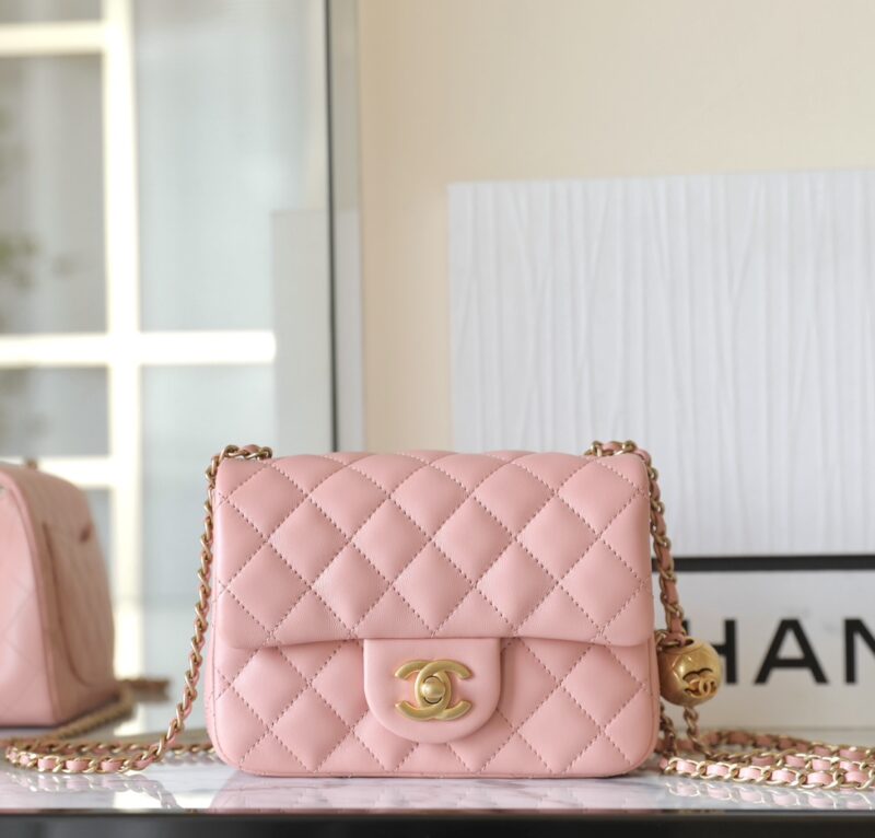 Replica CHANEL CF 17cm Golden Ball Pink - realistic designer-inspired fake bag