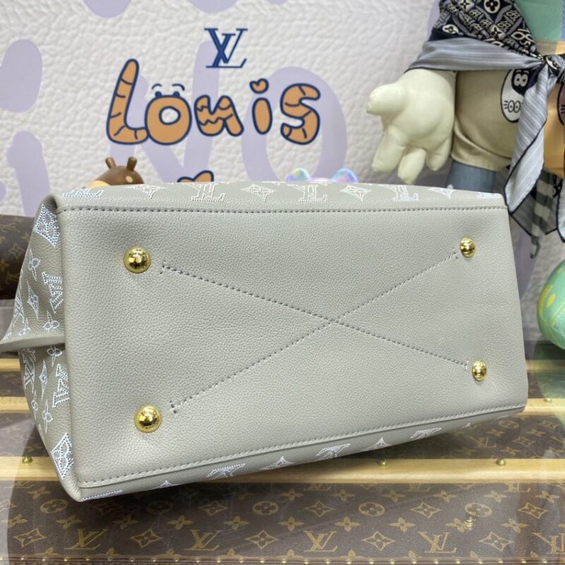 Replica Louis Vuitton Carmel Grey - top-tier luxury replica shoulder bag