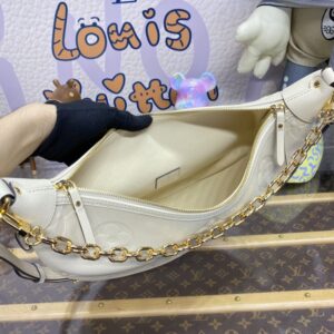 Replica Louis Vuitton Loop Hobo White - authentic-look luxury purse replica