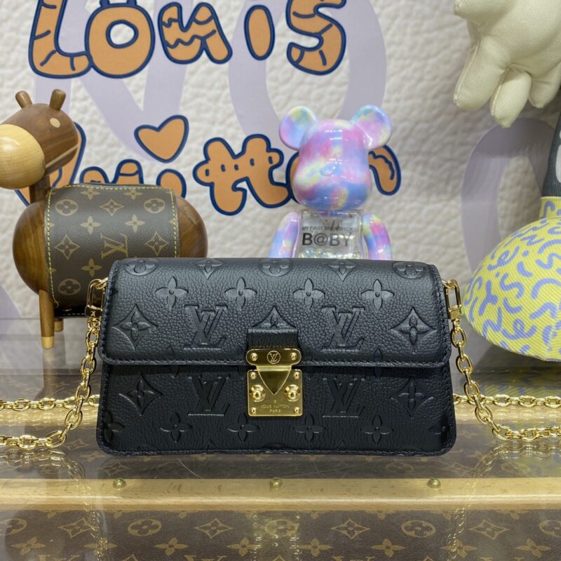 Replica Louis Vuitton Wallet On Chain Metis Black - near-authentic luxury replica handbag