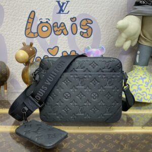 Replica Louis Vuitton Trio Messenger Full Black - best quality luxury bag dupe