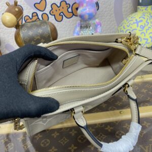 Replica LV OnTheGo East West Beige - top-tier luxury replica shoulder bag